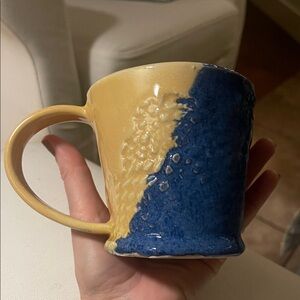 SUNNY DAY POTTERY MUG